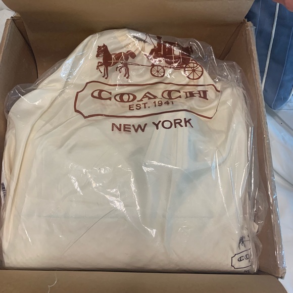 Rare! Coach Legacy Candace Python carryall - Picture 4 of 8